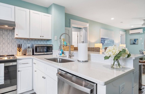 Sneads Ferry Condo | North Topsail Retreat – Oceanview 2BR/2BA Condo, Walk to Beach
