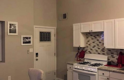 Alamedan Valley Apartment | North Valley studio apartment
