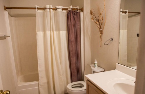 Alban Hills House | North Valley Suite 1: Bedroom, Office, Private Bathroom, Gym, Trails
