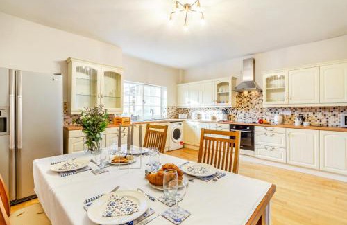 Stanton on the Wolds Apartment | North Wing Top Apartment