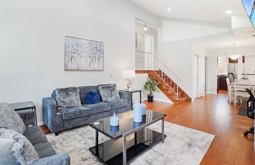 Northbrook House | Northbrook Rental
