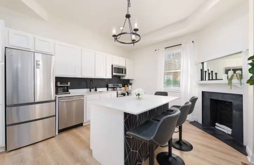 Springfield Apartment | Northeast Florida Retreat