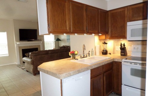 Ferry Pass Condo | Northeast Pensacola. Beaches, Bases, Everything!