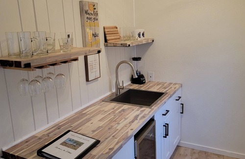 Iosco County Cottage | Northern Air - Cozy Cottage on beautiful Lake Huron in Oscoda, MI