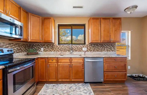 Flagstaff Apartment | Northern Arizona Cozy Base Camp~Hot Tub