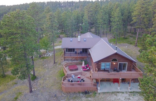 Deadwood House | Northern Black Hills Escape