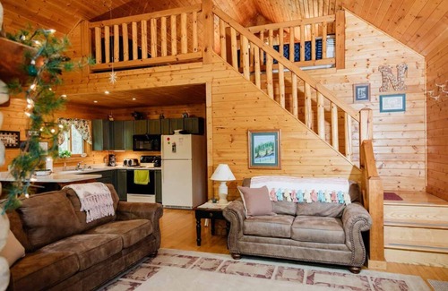 Brill Cabin | Northern Boundaries CabinnCharming 4 Season Rental Cabin at Christie Mt Ski Area