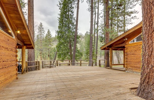 Sloat Cabin | Northern California Vacation Rental w/ River Views
