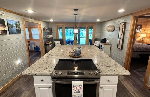 Ticonderoga House | Northern Lake George lake front property