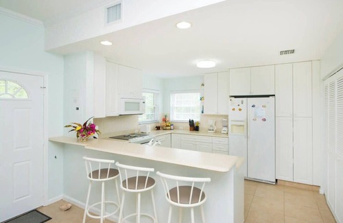 North Side Condo | Northern Lights #6 Oceanfront Condo on Northside
