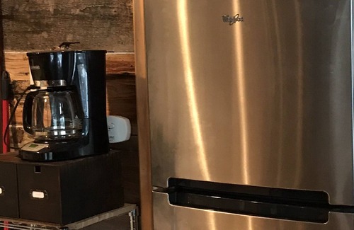 Laurium Ski Chalet | NORTHERN LIGHTS and LAKE SUPERIOR 1 bedroom beach Cottage 3 Mi From Calumet.