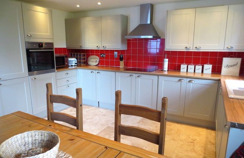 Lairg Cottage | Northern Lights - Sea View Cottage near NC500