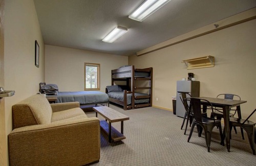 Clitherall House | Northern Loon VII | Escape to a Studio-Styled Hideaway| Nature & Lake | Legacy Lakeside Resort