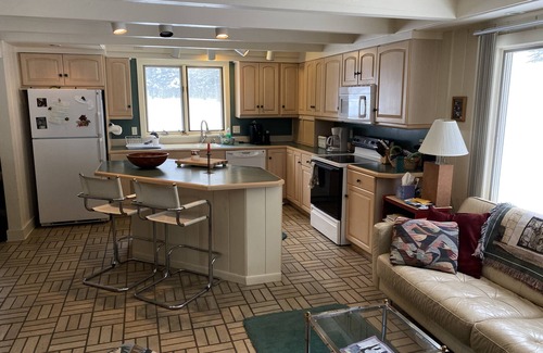 Alanson House | Northern Michigan Lakeside Family Retreat - sleeps 12