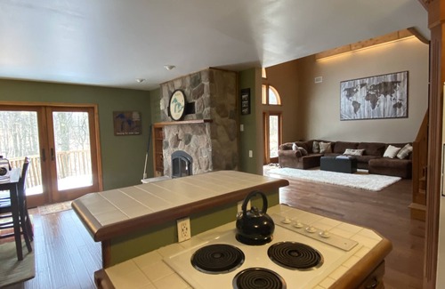 Williamsburg House | Northern Michigan Retreat