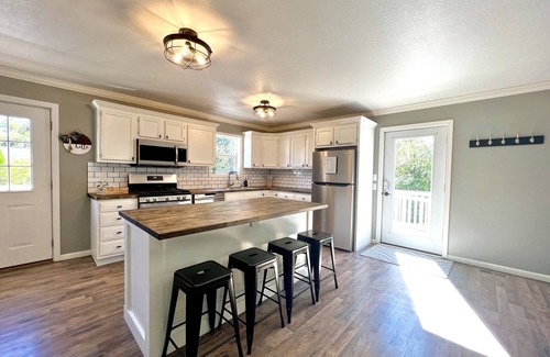 Alanson House | Northern Michigan Vacation Getaway