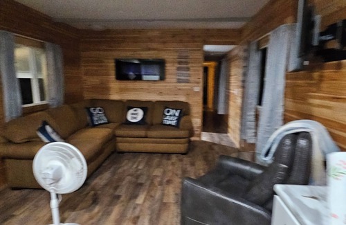 Kalkaska House | NORTHERN MICHIGAN WINE AND FISHING PARADISE
