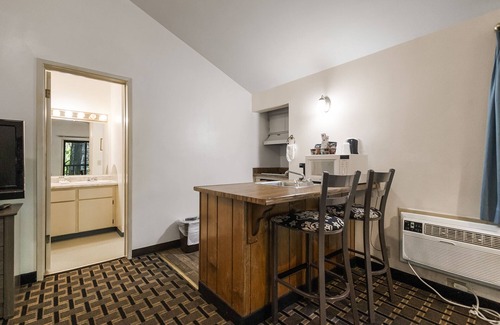 Nevada City Hotel | Northern Queen Inn