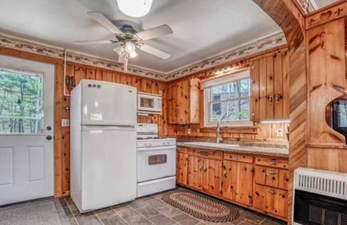 Florence Cabin | Northern Wisconsin Waterfront Cabin Lake Ellwood Spread Eagle WI