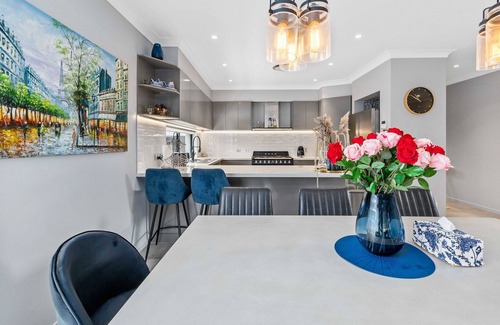 North Lakes Apartment | "Northlakes Family Stay & Pool" - North Lakes Q 4509