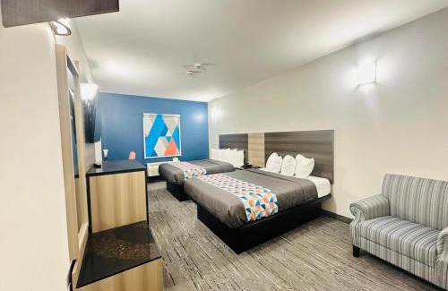 Chelmsford Hotel | Northland Motel