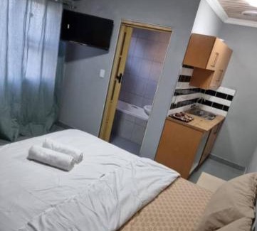 Ekurhuleni Hotel | northmead lodge