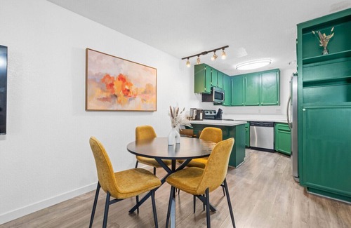 North Park Apartment | Northpark Ohio St Condo