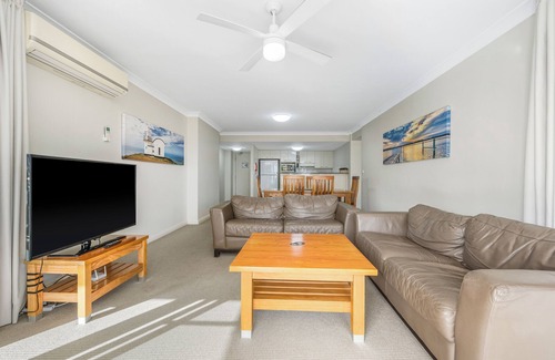Port Macquarie Apartment | Northpoint 402 - One Bedroom Spacious Water View Apartment