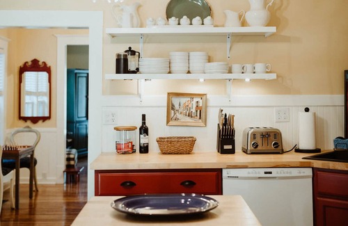 Northport House | NORTHPORT CREW HOUSE ! Darling duplex in the village.