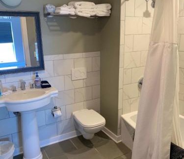 Northport House | Northport Inn Boutique Hotel R204