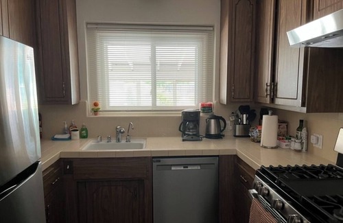 Northridge House | Northridge 3BR/2BA Pool House, Location is GEM