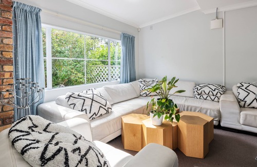 Wainui Cabin | Northridge Country Lodge