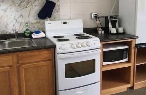 Vermilion Bay Hotel | NORTHSIDE MOTEL