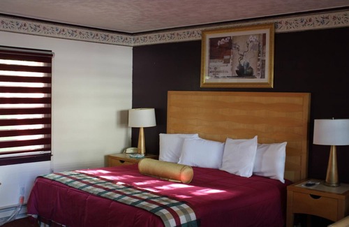 Williamstown Hotel | Northside Motel