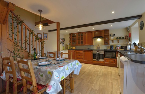 East Portlemouth Cottage | NORTHWOOD BARN, pet friendly, with a garden in Okehampton