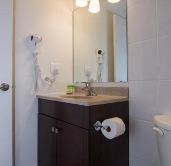 Prince George Hotel | Northwood Plaza Hotel
