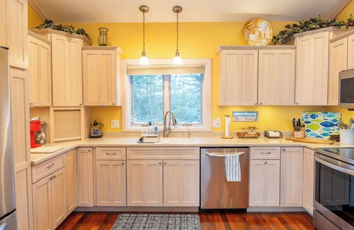 Manistique House | Northwoods Beach House: Splash into Summer – Sandy Beach & Perfect Swimming!