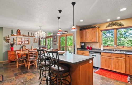 Hayward House | Northwoods Hayward Haven. Private 3 bedroom 3 bath, sleeps 8 very comfortably.