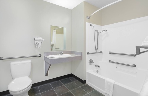 Ely Hotel | Northwoods Inn & Suites