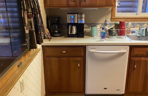 Hayward House | NORTHWOODS LAKEFRONT VACATION HOME, on beautiful Round Lake!