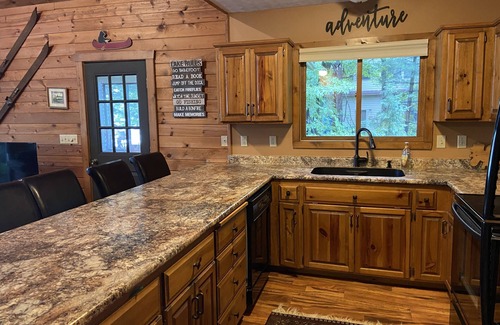 Stone Lake Cabin | Northwoods lakeside family-friendly cabin. Amazing sunsets! Nice sandy beach.