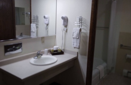 Ladysmith Hotel | Northwoods Motels