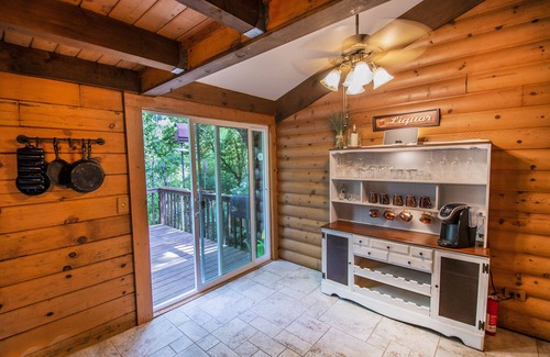 Williams Bay House | Northwoods of Lake Geneva. Pet-Friendly!