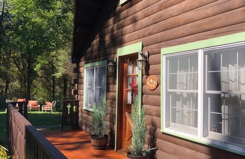 Williams Bay House | Northwoods of Lake Geneva. Pet-Friendly!