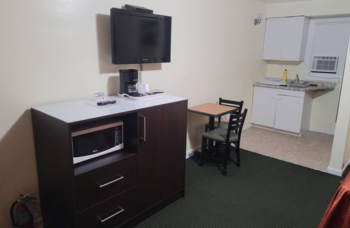 Wahnapitae Hotel | Norvic Motel