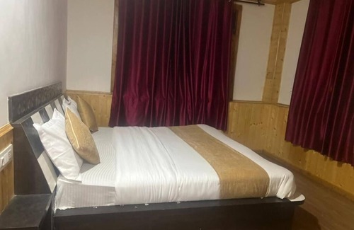 Cheog Hotel | Norvin Homes- Double Room/breakfast included
