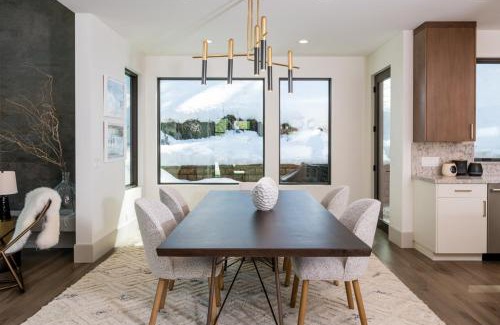 Warm Springs House | Norwegian Woods 5