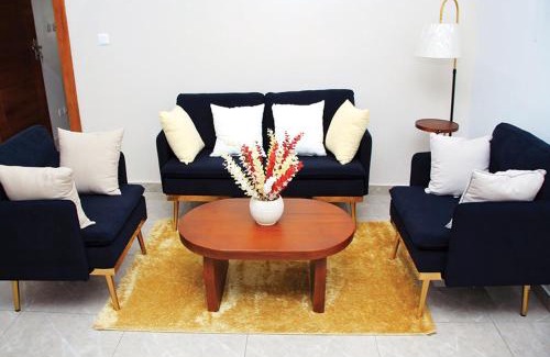 Bingerville Apartment | Nos 3 appartements meublés - De 1 à 10 personnes, Residence Nehemie Feh-Kesse Bingerville