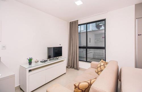Centro Apartment | Nosso Apê On Marechal: Ar-condiconado | Wi-fi | Vaga p/ moto - NA0302