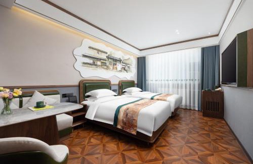 Downtown Beijing Hotel | Nostalgia S Hotel Beijing Qianmen Street & Tianqiao Performing Arts Center 时光漫步S酒店 北京前门天桥艺术中心店 Free fresh ground coffee,Free laundry service